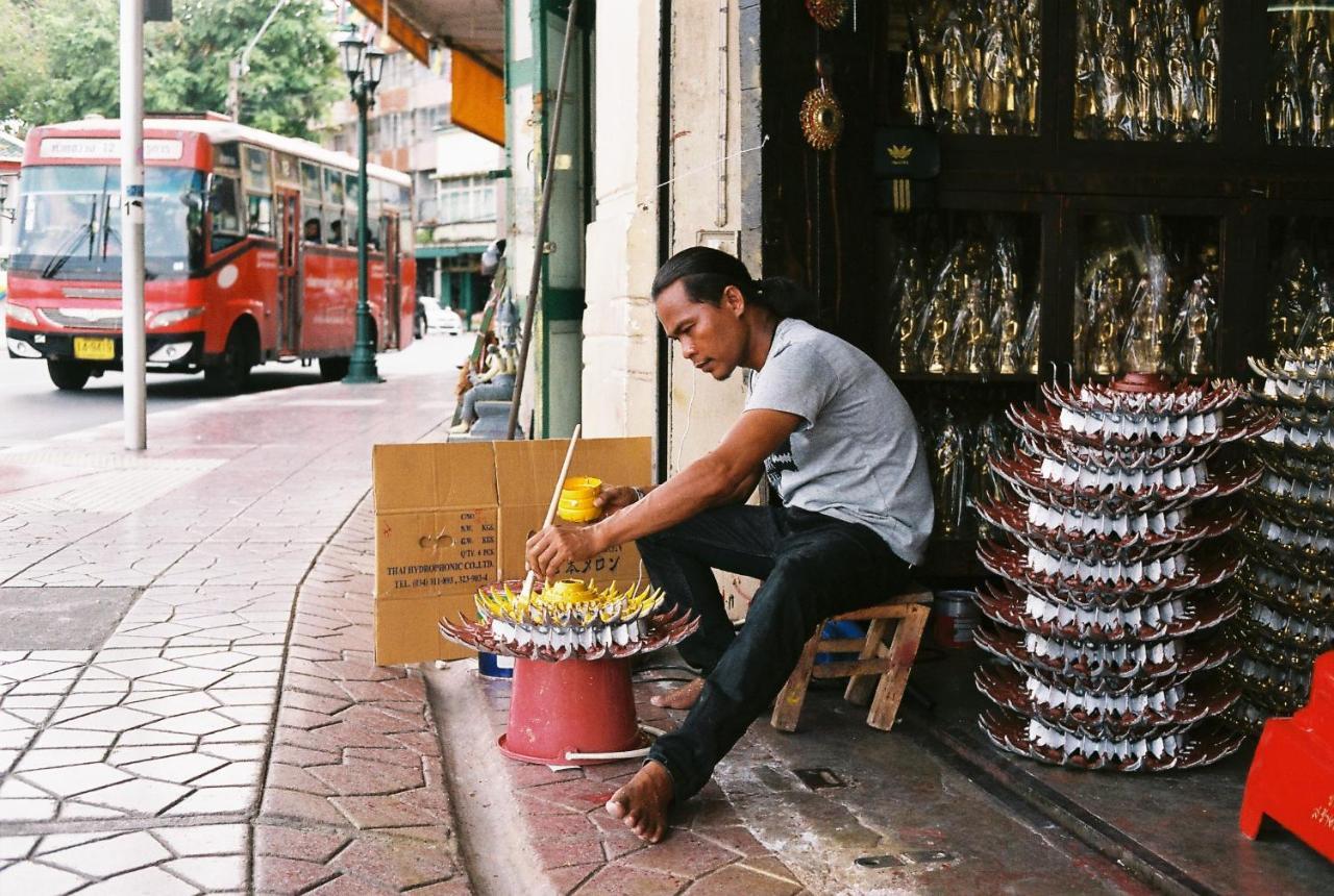 Mojo Old Town Phranakorn Hotel Bangkok Exterior photo