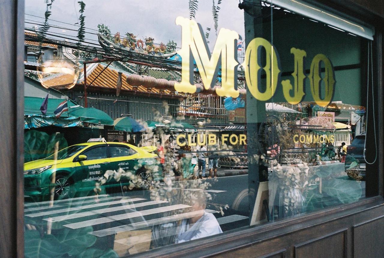 Mojo Old Town Phranakorn Hotel Bangkok Exterior photo
